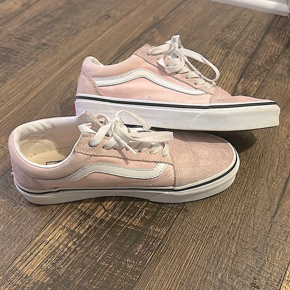 Vans pink suede